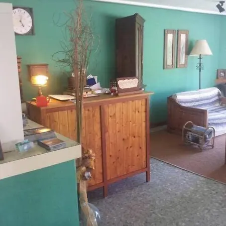 Laureles Hotel